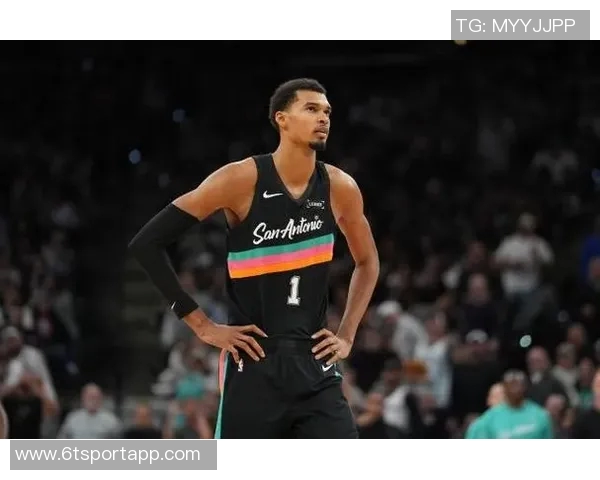 早报聚焦：德国荷兰双双晋级展现强劲实力无懈可击