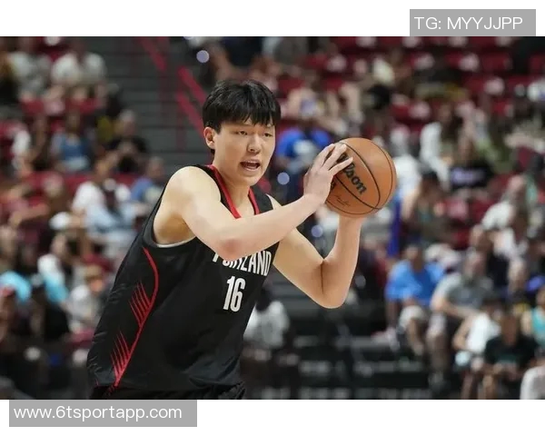 开拓者媒体人分析杨瀚森潜力巨大但防守能力亟待提升